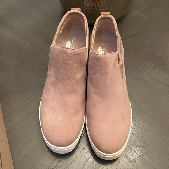 Dr. Scholl's Scarlette Wedge Slip-On - Picture 6 of 16